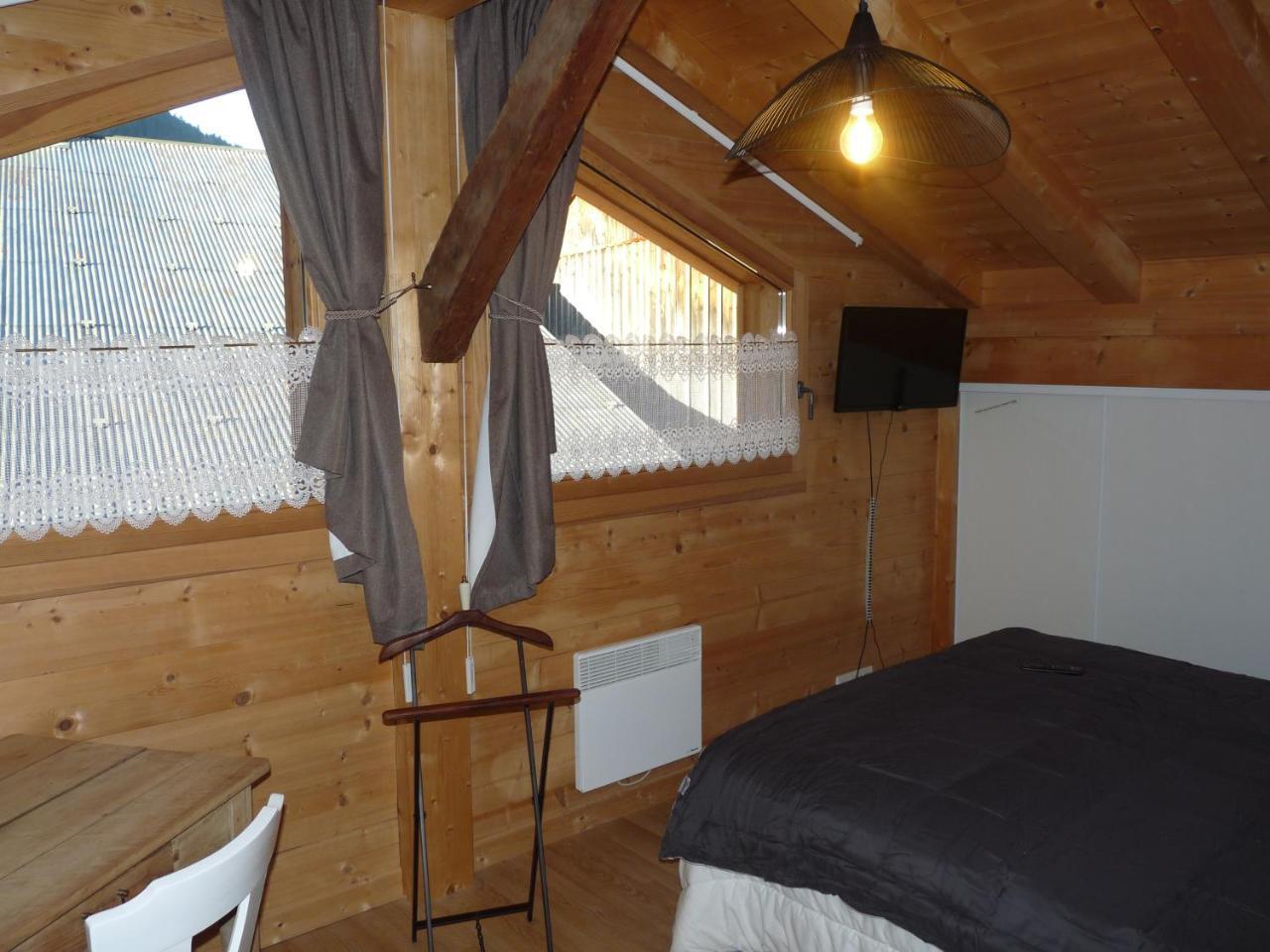 "Namaste" Chambre Zen Au Calme Saint-Jean-dʼAulps Exteriér fotografie